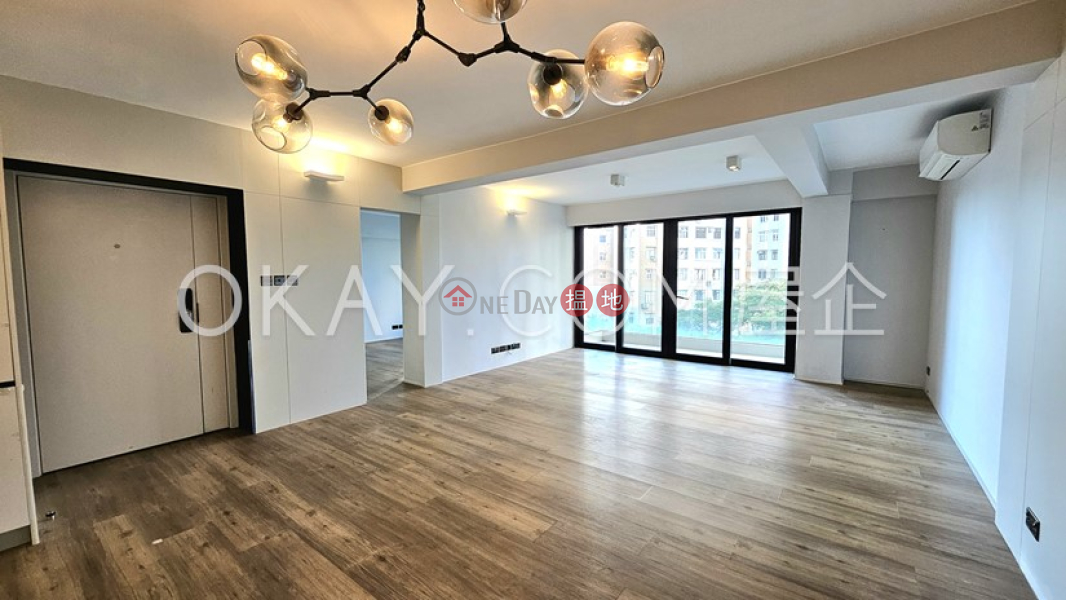 Stylish 3 bedroom with balcony & parking | Rental | Bellevue Heights 大坑徑8號 Rental Listings
