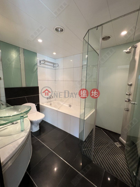 Property Search Hong Kong | OneDay | Residential, Sales Listings | Three bedrooms and one apartment in The Harbourside