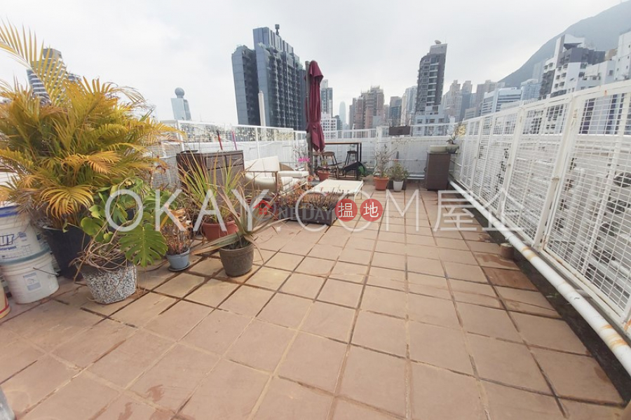 Practical penthouse with rooftop | Rental | 38 Hill Road | Western District, Hong Kong, Rental | HK$ 29,800/ month
