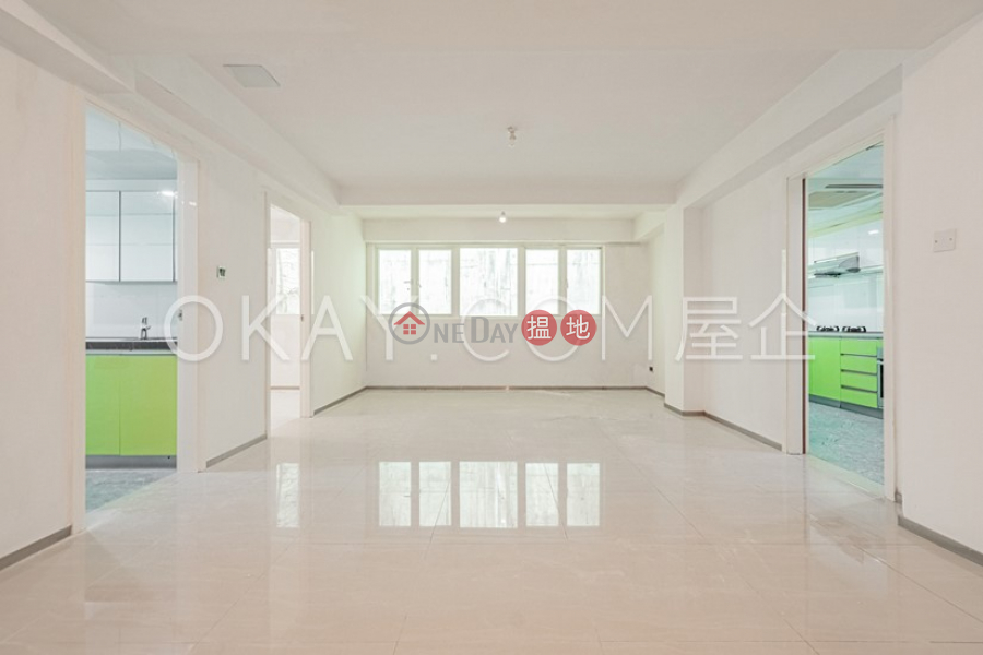 Tasteful 3 bedroom on high floor with rooftop | Rental | Phase 2 Villa Cecil 趙苑二期 Rental Listings