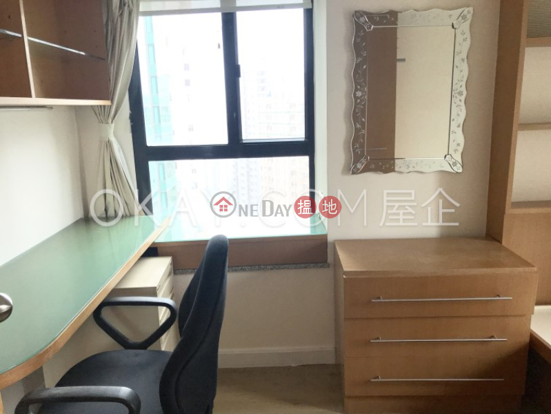 Caine Tower, High | Residential Sales Listings, HK$ 7.28M