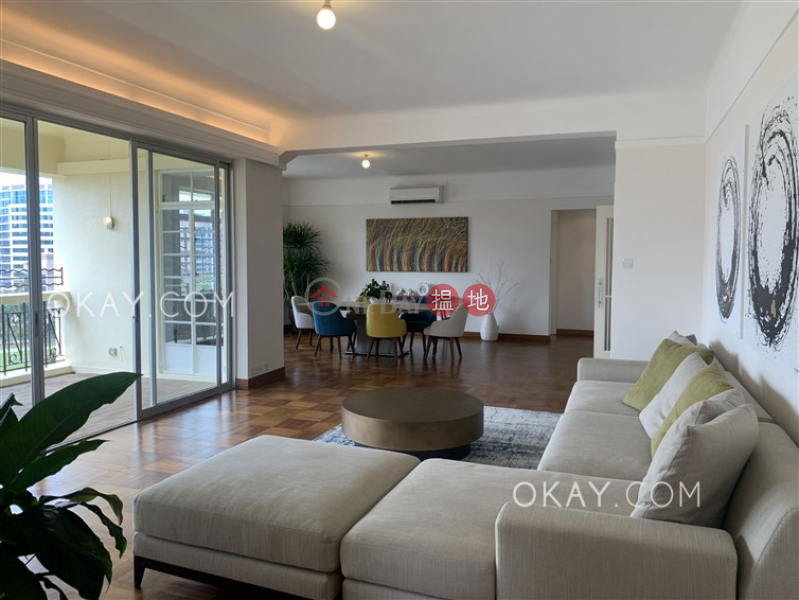 HK$ 90,000/ month St. George\'s Court | Yau Tsim Mong | Lovely 3 bedroom with balcony & parking | Rental