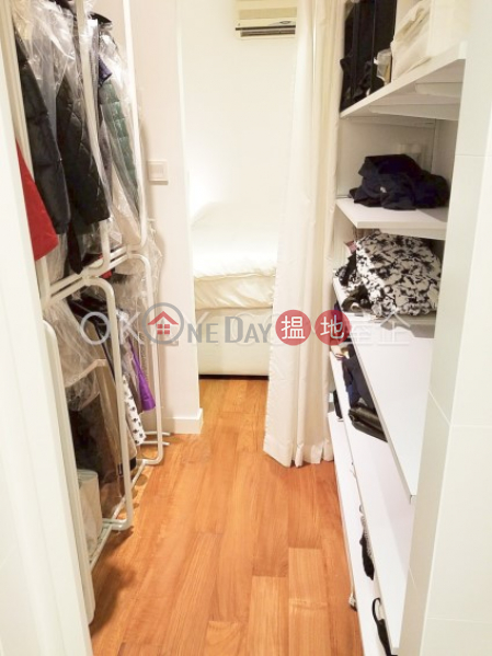 HK$ 25,000/ month Caine Tower | Central District | Charming 1 bedroom on high floor | Rental