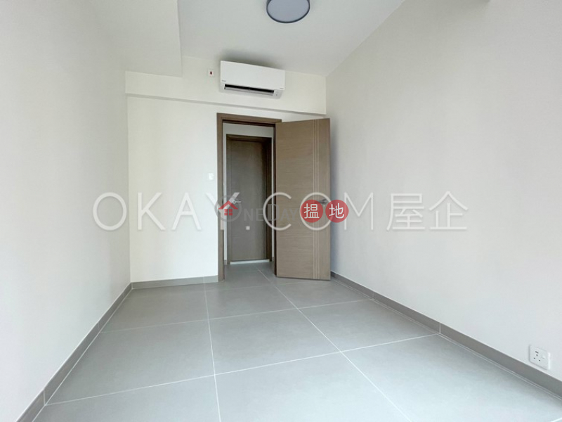 Luxurious 2 bedroom in Mid-levels Central | Rental | Hillsborough Court 曉峰閣 Rental Listings