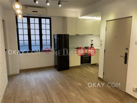 Charming 1 bedroom with terrace | Rental, Pak Tak Building 八達大廈 | Wan Chai District (OKAY-R67805)_0