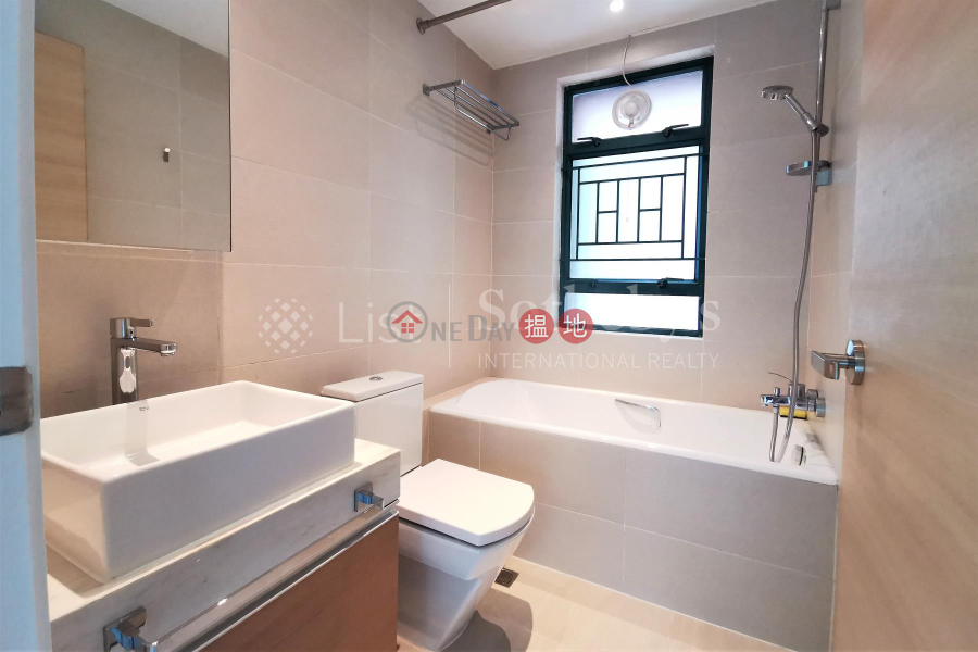 Property for Rent at Hillsborough Court with 3 Bedrooms | Hillsborough Court 曉峰閣 Rental Listings