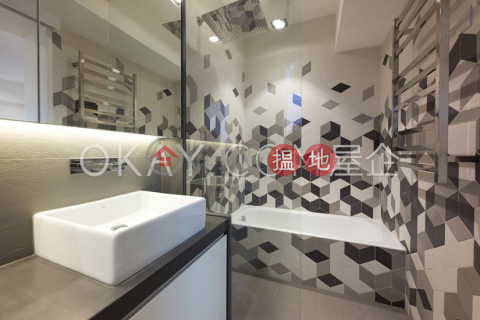 Gorgeous 2 bedroom in Mid-levels West | Rental | Caine Building 廣堅大廈 _0