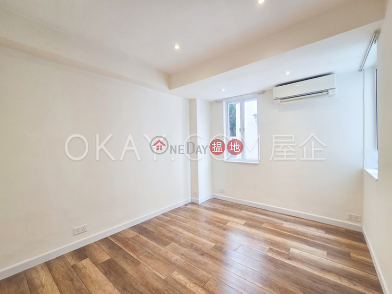 3房2廁,實用率高,連車位宜安閣出租單位64干德道 | 西區-香港出租|HK$ 68,000/ 月