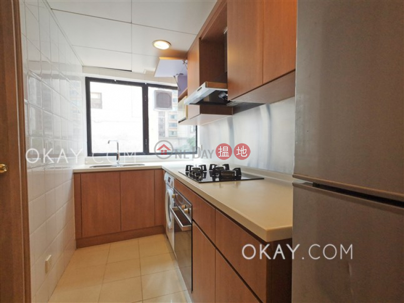 Lovely 3 bedroom in Mid-levels West | Rental 62B Robinson Road | Western District, Hong Kong | Rental | HK$ 38,000/ month