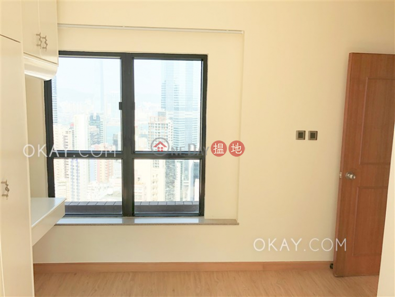 HK$ 42,500/ month Scenic Rise Western District, Elegant 3 bedroom in Mid-levels West | Rental