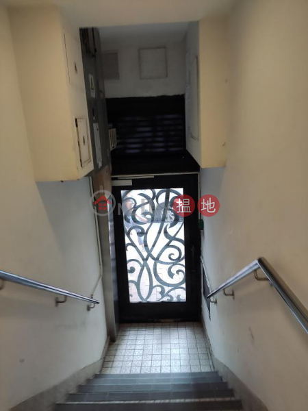 HK$ 12M, Lok Go Building Wan Chai District, Flat for Sale in Lok Go Building, Wan Chai