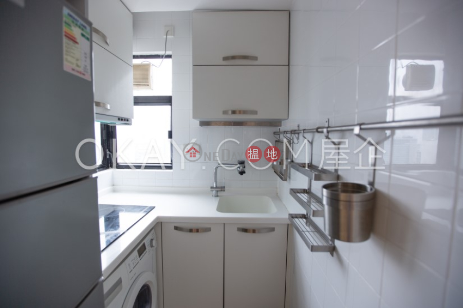 HK$ 28,000/ month, Dawning Height, Central District Popular 2 bedroom on high floor with rooftop | Rental