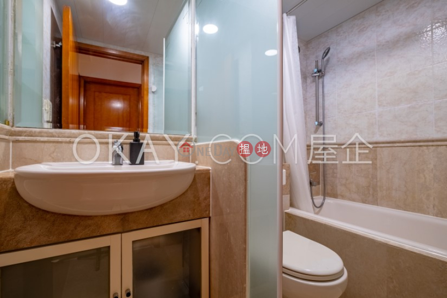 Lovely 2 bedroom in Pokfulam | For Sale, University Heights 翰林軒 Sales Listings | Western District (OKAY-S124736)