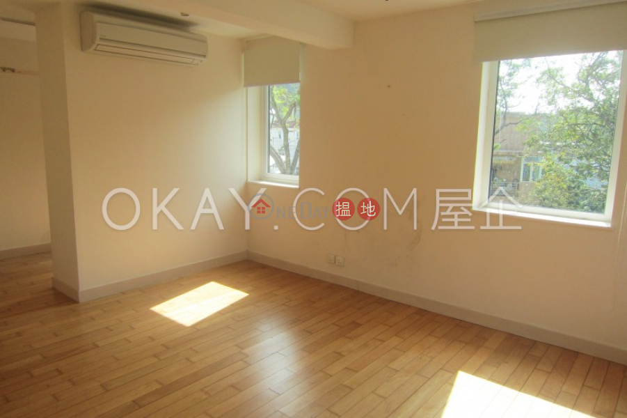 Lovely house with rooftop, balcony | Rental | Mang Kung Uk Village 孟公屋村 Rental Listings