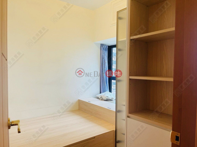 Two rooms in THE ARCH, The Arch Star Tower (Tower 2) 凱旋門觀星閣(2座) Sales Listings | Yau Tsim Mong (ISAAC-155658411)