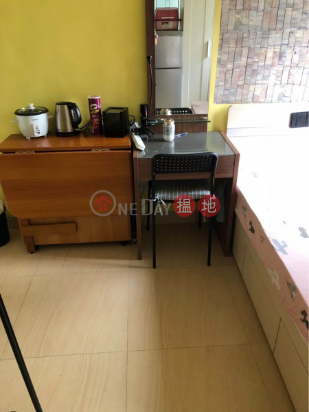 2 min to mtr station. Free wifi 163-163B King\'s Road | Eastern District Hong Kong Rental HK$ 8,800/ month