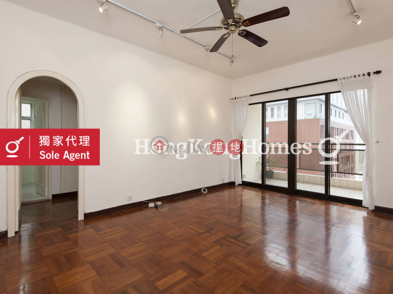 3 Bedroom Family Unit for Rent at Donnell Court - No.52 | Donnell Court - No.52 端納大廈 - 52號 Rental Listings