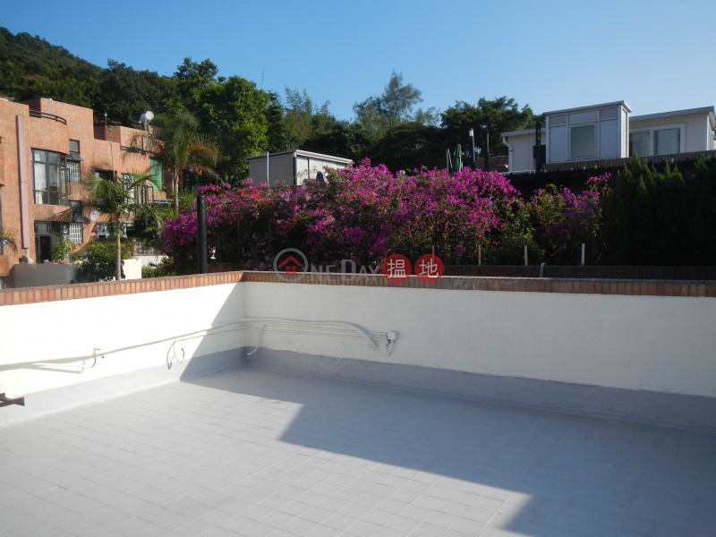 HK$ 35,000/ month | Kambridge Garden Sai Kung, Clearwater Bay Apt + Roof