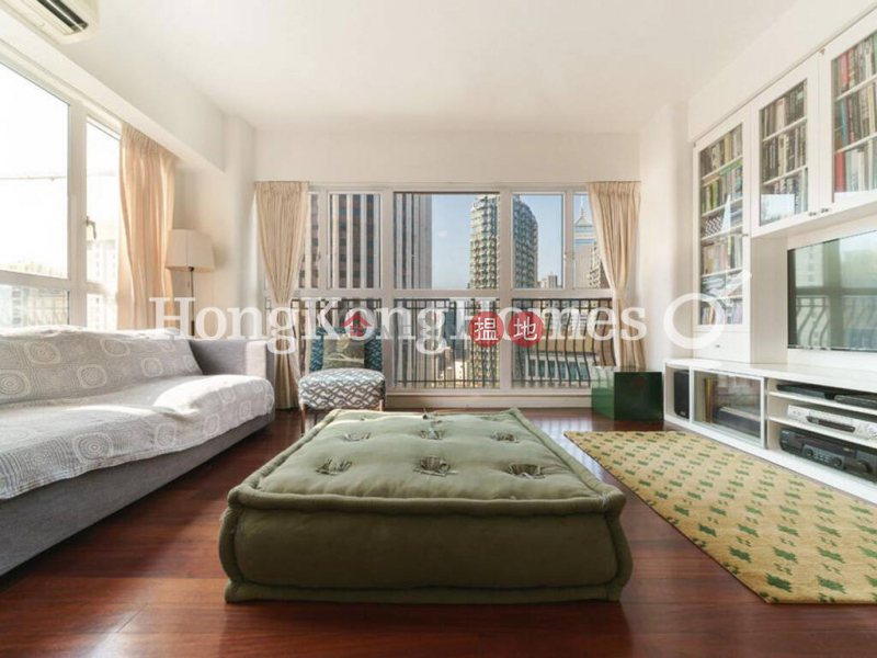 3 Bedroom Family Unit at Wing Wai Court | For Sale 31 Kennedy Road | Wan Chai District Hong Kong Sales HK$ 33.98M