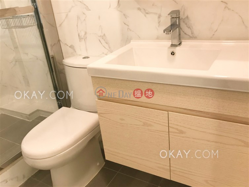 Practical 1 bedroom in Sheung Wan | For Sale | Winning House 永利大廈 Sales Listings