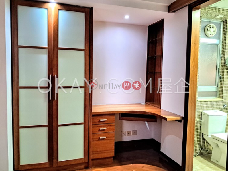HK$ 26.6M | Realty Gardens | Western District Efficient 3 bedroom with balcony & parking | For Sale