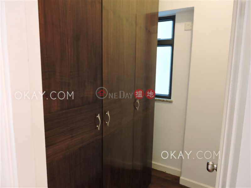 HK$ 38,000/ month, Palatial Crest, Western District | Elegant 3 bedroom on high floor | Rental