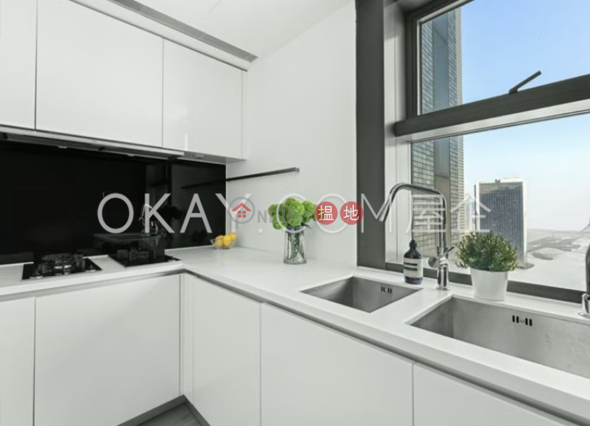 3房2廁,極高層,星級會所,露台萃峯出售單位-28活道 | 灣仔區香港-出售|HK$ 3,800萬