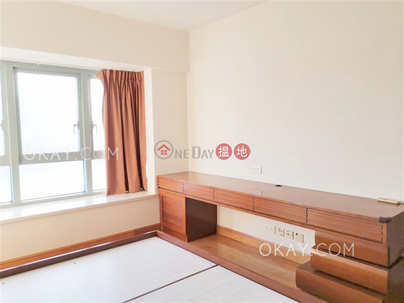 Stylish 3 bedroom on high floor with balcony | For Sale, 1 Austin Road West | Yau Tsim Mong | Hong Kong | Sales | HK$ 62M