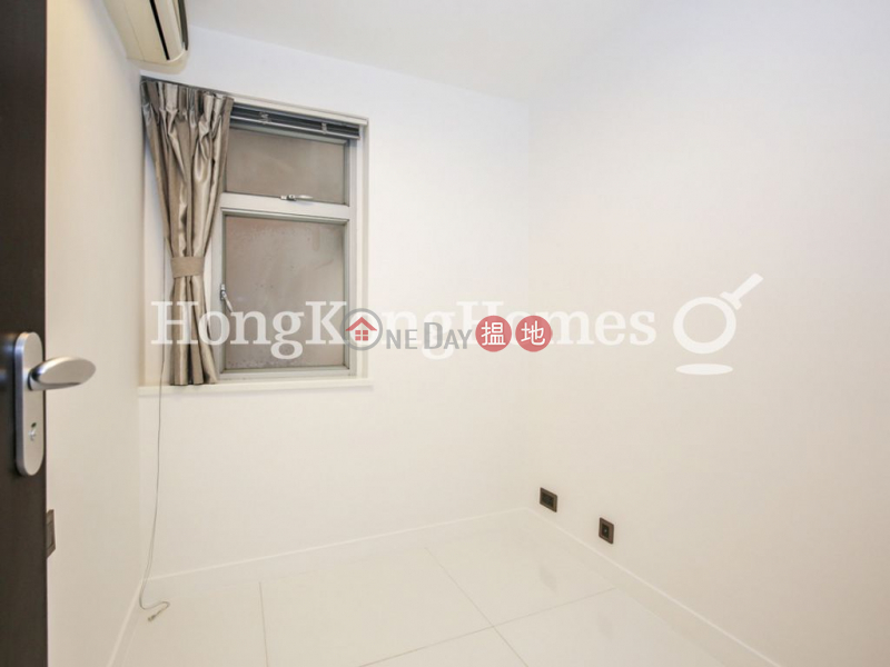 3 Bedroom Family Unit at Block 19-24 Baguio Villa | For Sale, 550 Victoria Road | Western District | Hong Kong Sales HK$ 18M