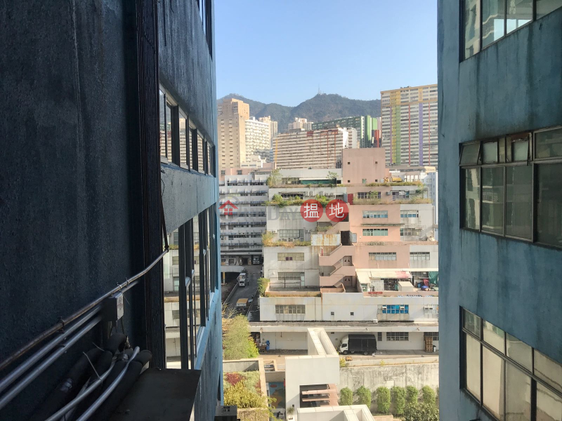 Stylish renovation high ceilings practical | City Industrial Complex 城市工業中心 Sales Listings