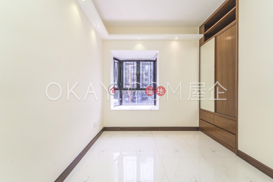 Royal Court | Middle, Residential | Rental Listings HK$ 28,000/ month