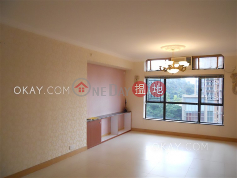 Charming 3 bedroom in Mid-levels West | For Sale | Blessings Garden 殷樺花園 _0