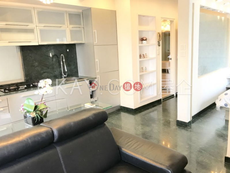 Cozy 1 bedroom on high floor | For Sale, Floral Tower 福熙苑 Sales Listings | Western District (OKAY-S5716)