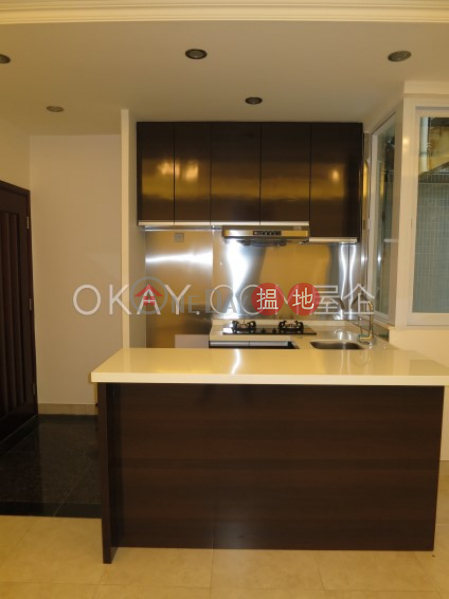 Intimate 2 bedroom with terrace | Rental, Fung Fai Court 鳳輝閣 Rental Listings | Wan Chai District (OKAY-R119946)