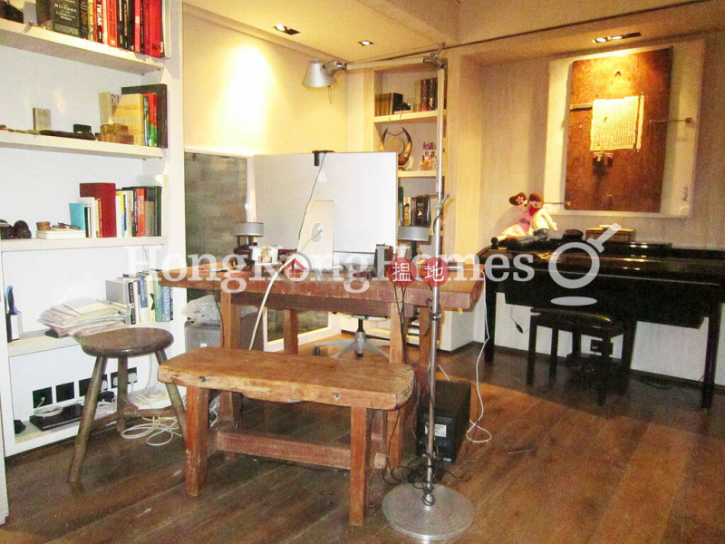 HK$ 48,000/ month 17-19 Prince\'s Terrace Western District, 2 Bedroom Unit for Rent at 17-19 Prince\'s Terrace