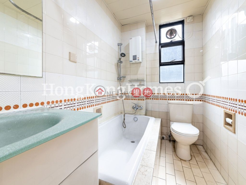 HK$ 28,000/ 月麗景大廈-西區-麗景大廈三房兩廳單位出租