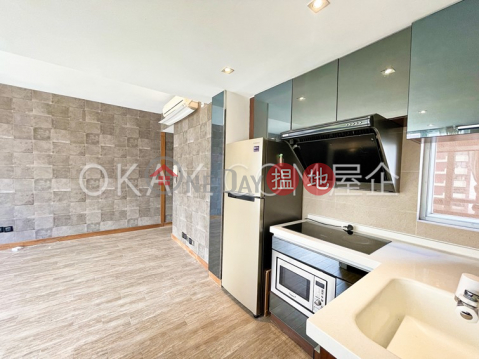 Generous 2 bedroom in Tai Hang | For Sale | Ronsdale Garden 龍華花園 _0