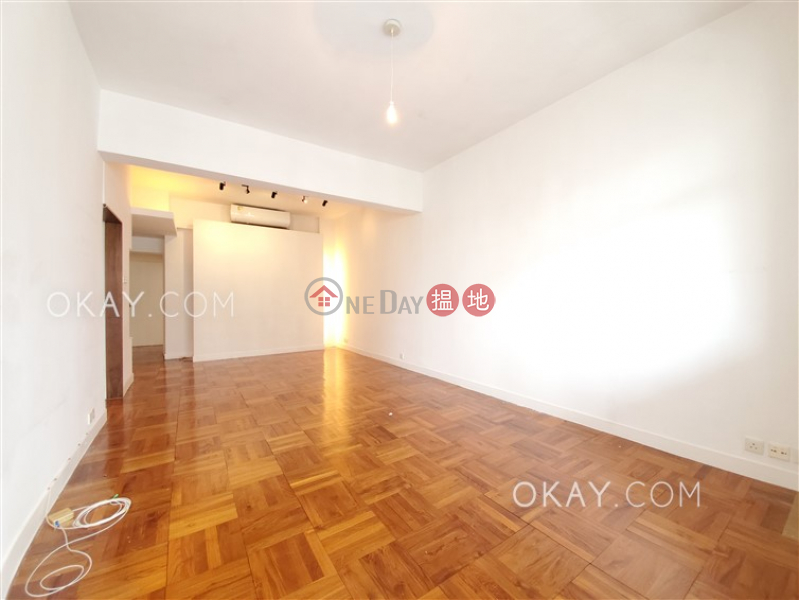 Nicely kept 2 bedroom with balcony | Rental 72 MacDonnell Road | Central District Hong Kong | Rental | HK$ 60,000/ month