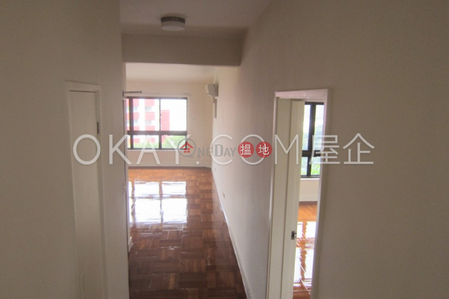 HK$ 38,000/ month | Laurna Villa | Sha Tin | Nicely kept 3 bed on high floor with balcony & parking | Rental