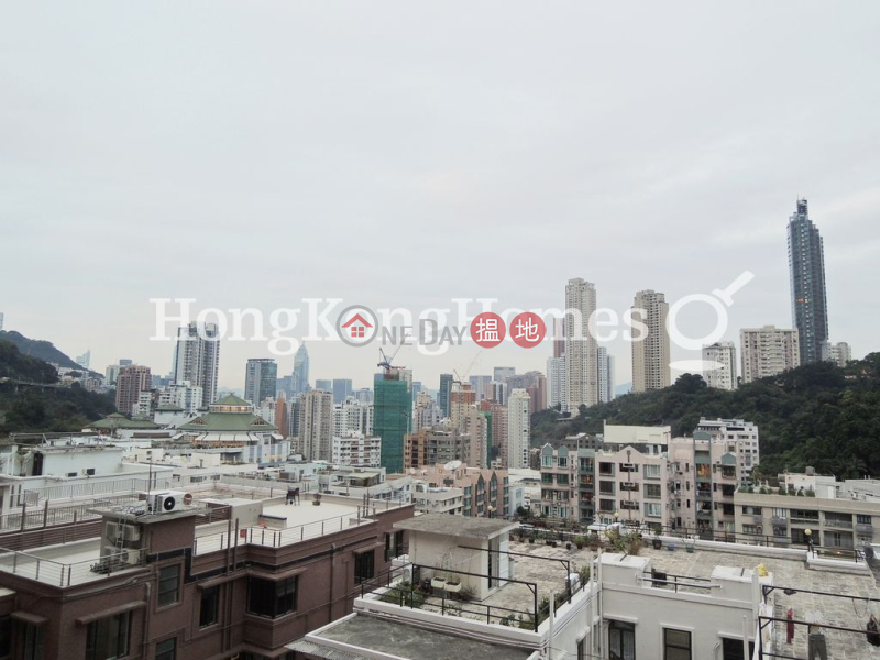 Property Search Hong Kong | OneDay | Residential Rental Listings | 3 Bedroom Family Unit for Rent at 130-132 Green Lane Court