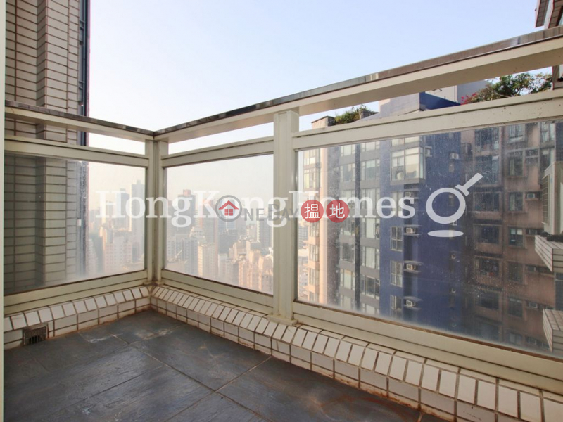 3 Bedroom Family Unit for Rent at Centrestage, 108 Hollywood Road | Central District | Hong Kong, Rental | HK$ 32,000/ month