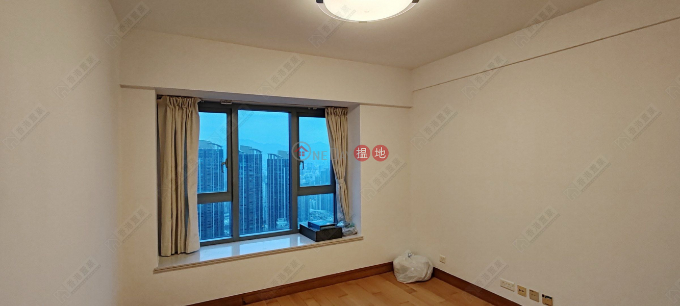The Harbourside Tower 3, Very High, 69F Unit | Residential | Sales Listings | HK$ 38M