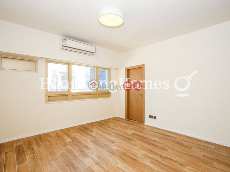 HK$ 79,000/ month, St. Joan Court | Central District 3 Bedroom Family Unit for Rent at St. Joan Court