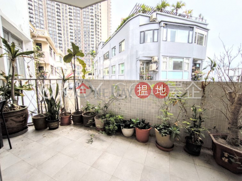 Popular 2 bedroom with parking | For Sale | Royal Villa 六也別墅 _0