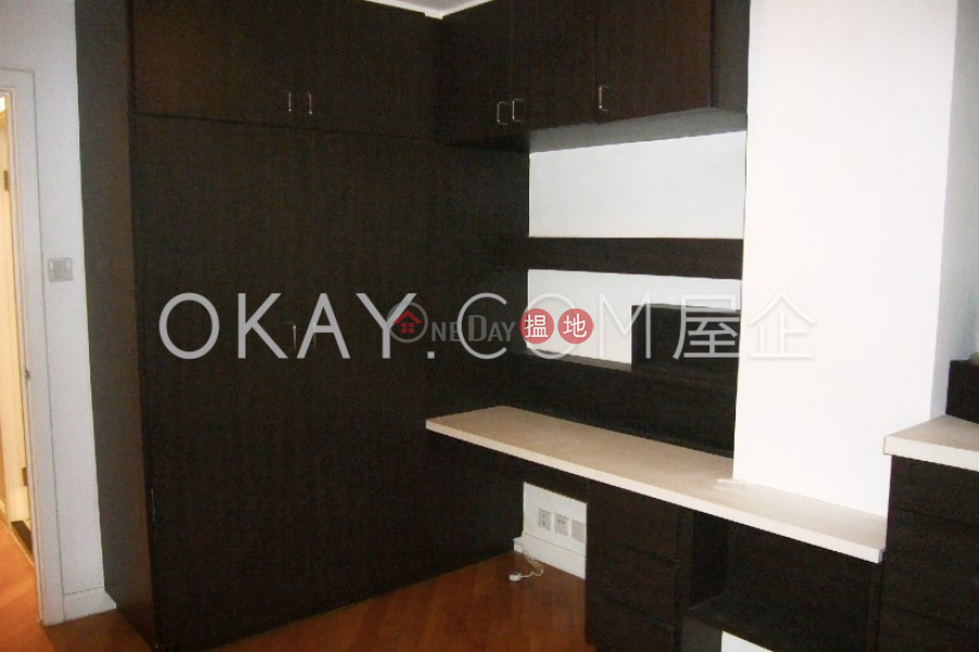 Efficient 3 bedroom with parking | Rental | Block 3 Phoenix Court 鳳凰閣 3座 Rental Listings