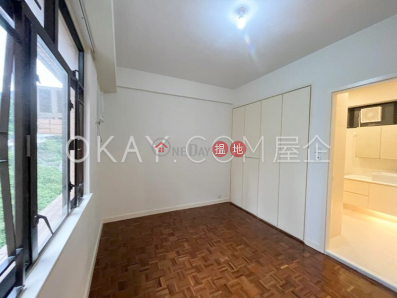 Elegant 3 bedroom with balcony | Rental, San Francisco Towers 金山花園 Rental Listings | Wan Chai District (OKAY-R91905)
