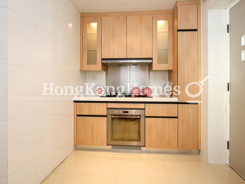 3 Bedroom Family Unit for Rent at Hillsborough Court, 18 Old Peak Road | Central District, Hong Kong | Rental | HK$ 65,000/ month