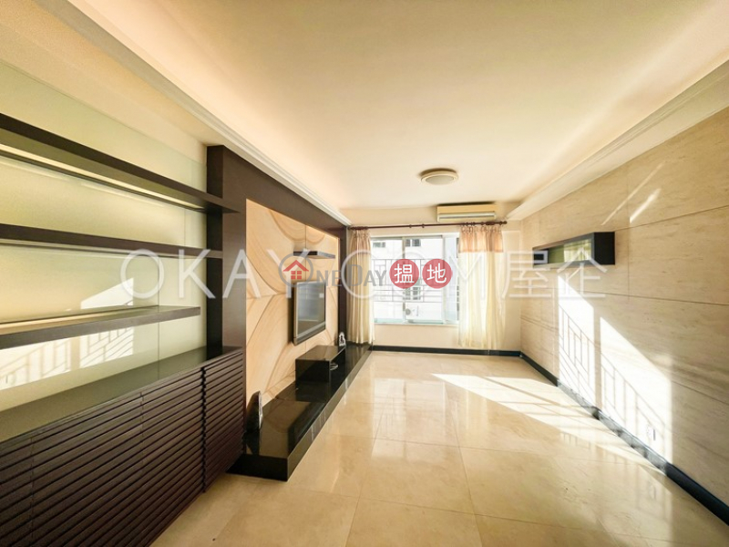 Gorgeous 3 bedroom with parking | Rental, Winfield Gardens 永富苑 Rental Listings | Wan Chai District (OKAY-R48925)