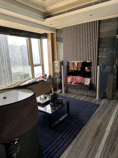 Three bedrooms and one apartment in Harbour Pinnacle | Harbour Pinnacle 凱譽 _0