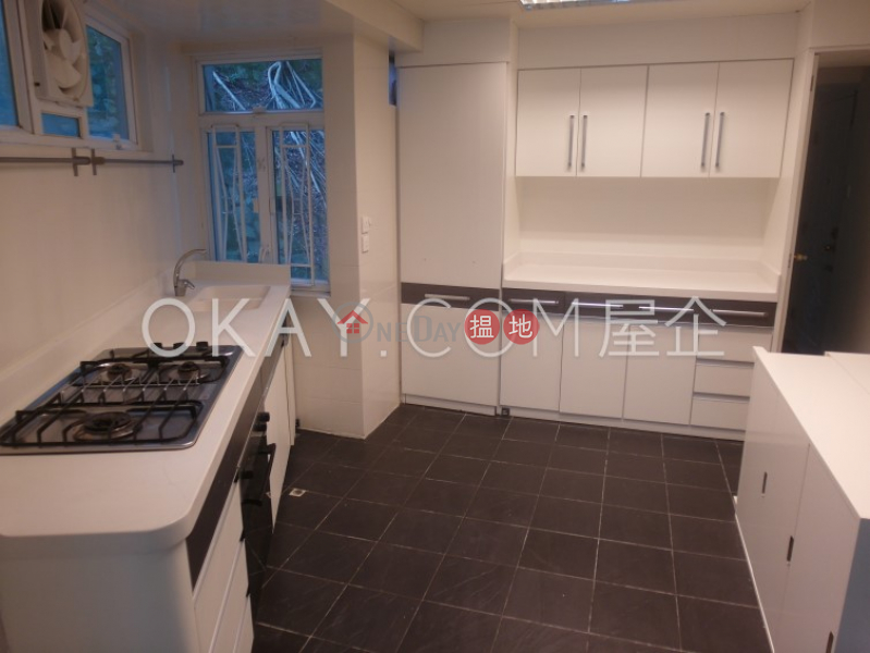 Stylish 4 bedroom with balcony | Rental, Skyline Mansion 年豐園 Rental Listings | Western District (OKAY-R57456)